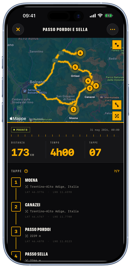 Strada route detail screen with private route information.